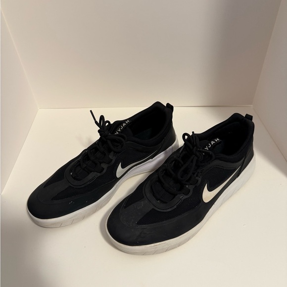 Nike Nyjah Free 2 skate shoes — the Nyjah Huston signature model. Size 10.5.